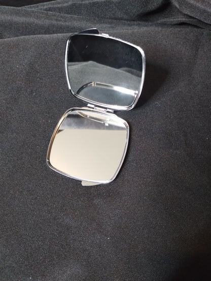 Photo cosmetic compact mirror